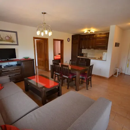 Komljen 2 By Interhome Vir