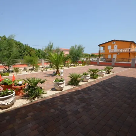 Komljen 2 By Interhome Apartmán *